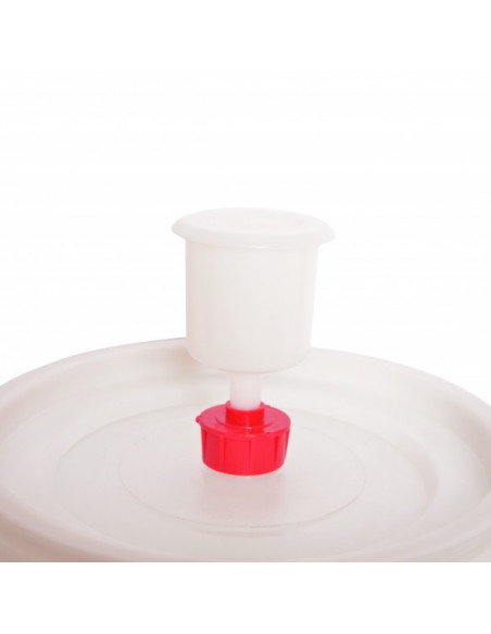 Brasser sa propre bière : Tonneau 120l plast.rond +robinet+barbot. - 017.757.120